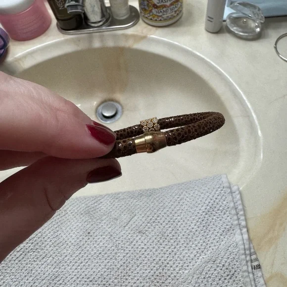 Unique bracelet - Picture 3 of 3